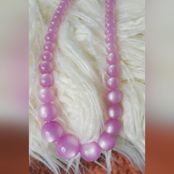 Sugar Pink Water Pearl Necklace. 🌴 - Picture 4 of 6